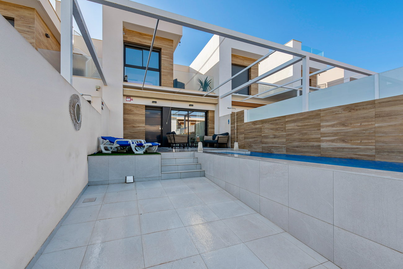 Semi Detached for Sale in Rojales, Alicante