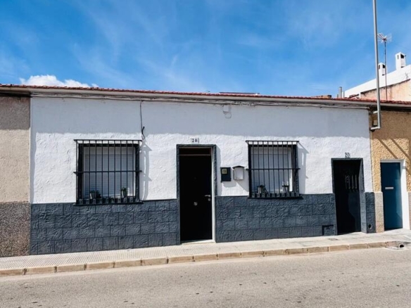 Town House for Sale in San Miguel de Salinas, Alicante