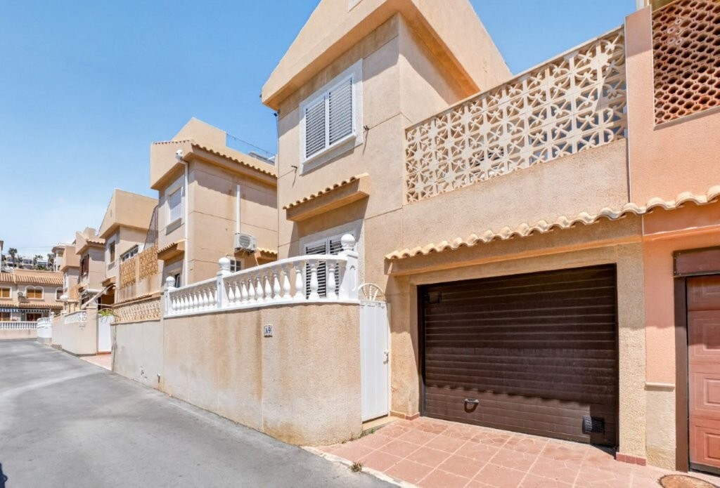 Town House for Sale in Torrevieja, Alicante