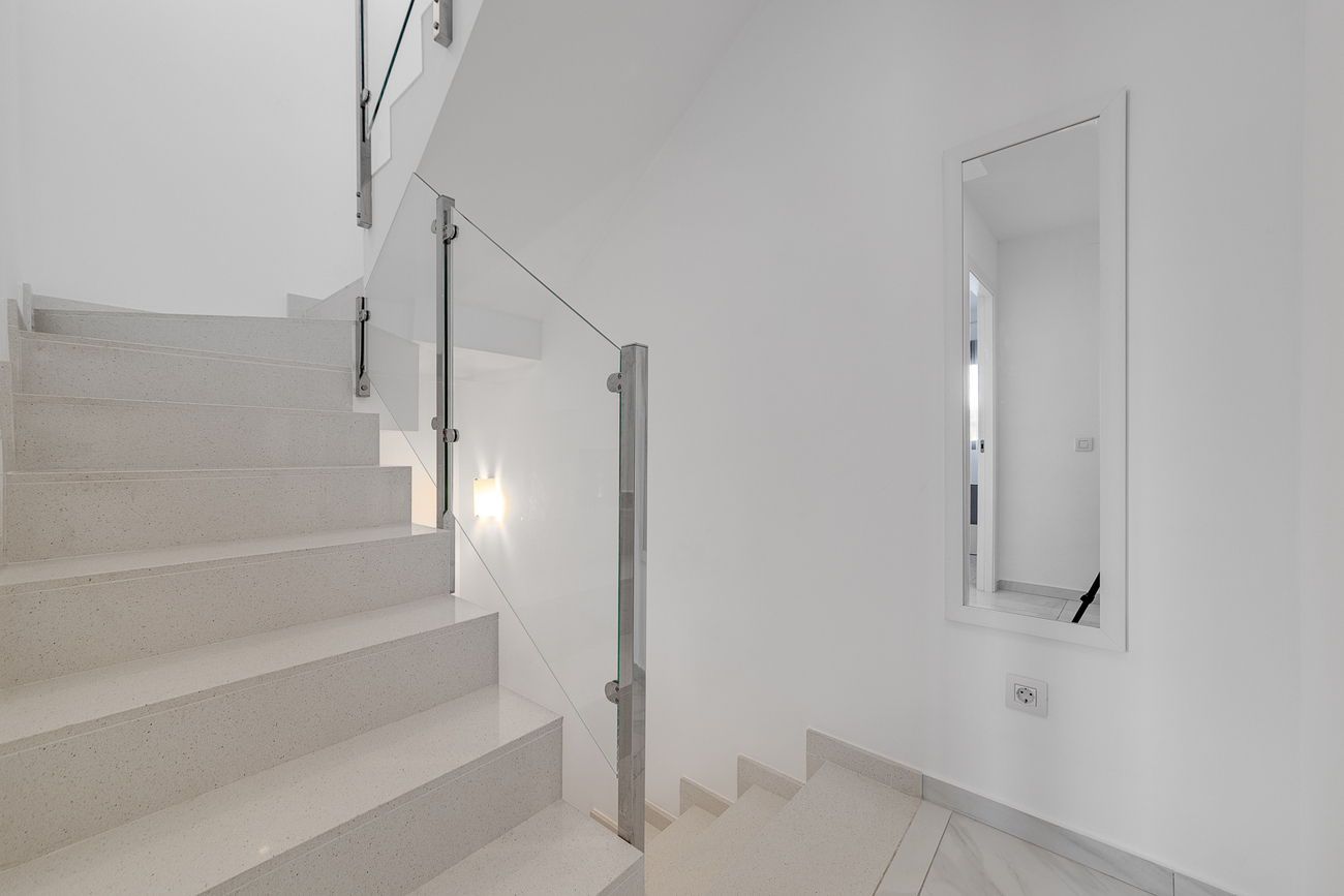 Town House for Sale in Villamartin, Alicante