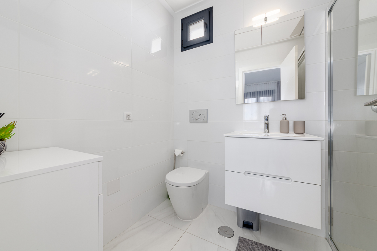 Town House for Sale in Villamartin, Alicante