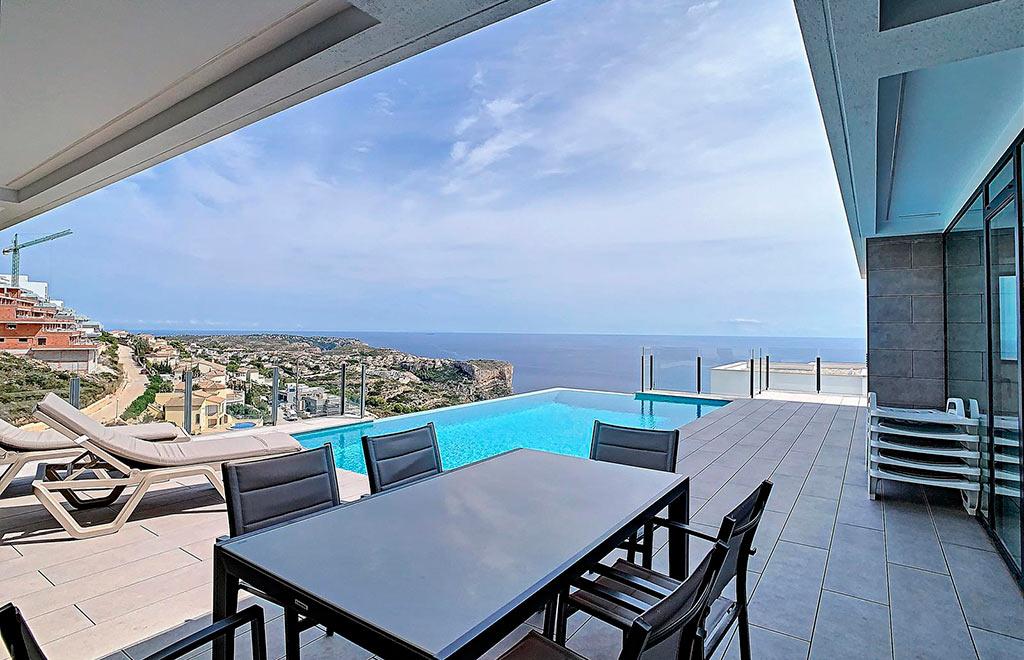 Villa for Sale in Cumbre del Sol, Alicante