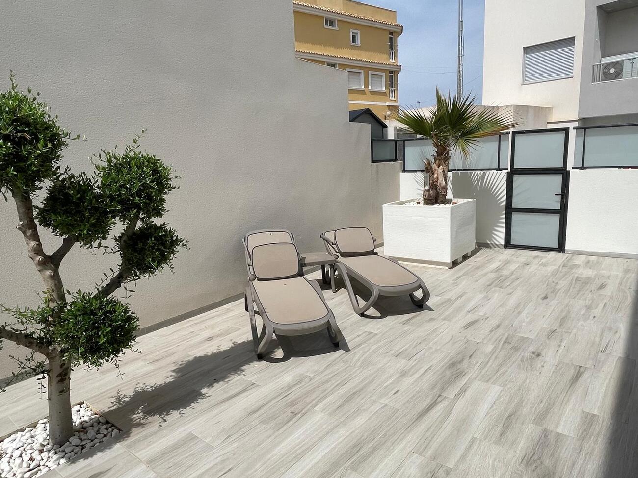 Villa for Sale in Benijofar, Alicante