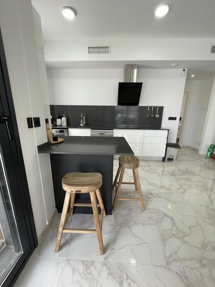 Villa for Sale in Benijofar, Alicante