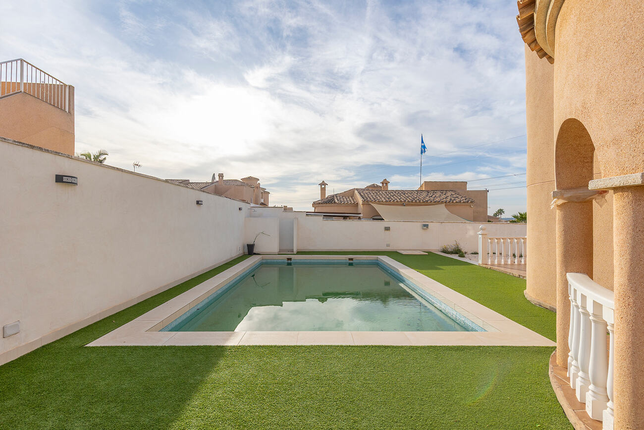 Villa for Sale in Ciudad Quesada, Alicante