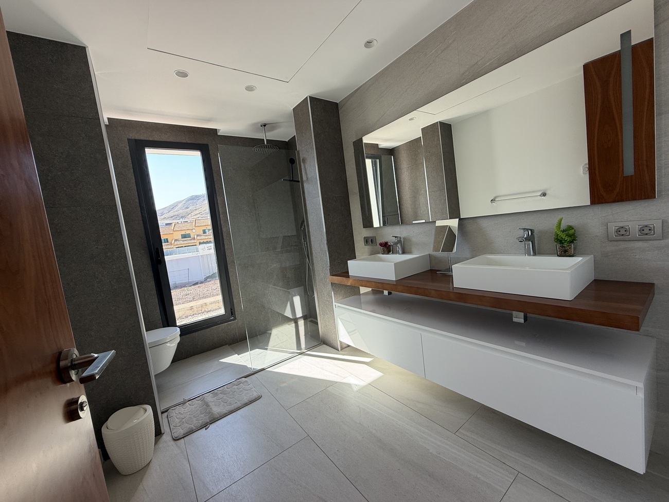 Villa for Sale in Finestrat, Alicante