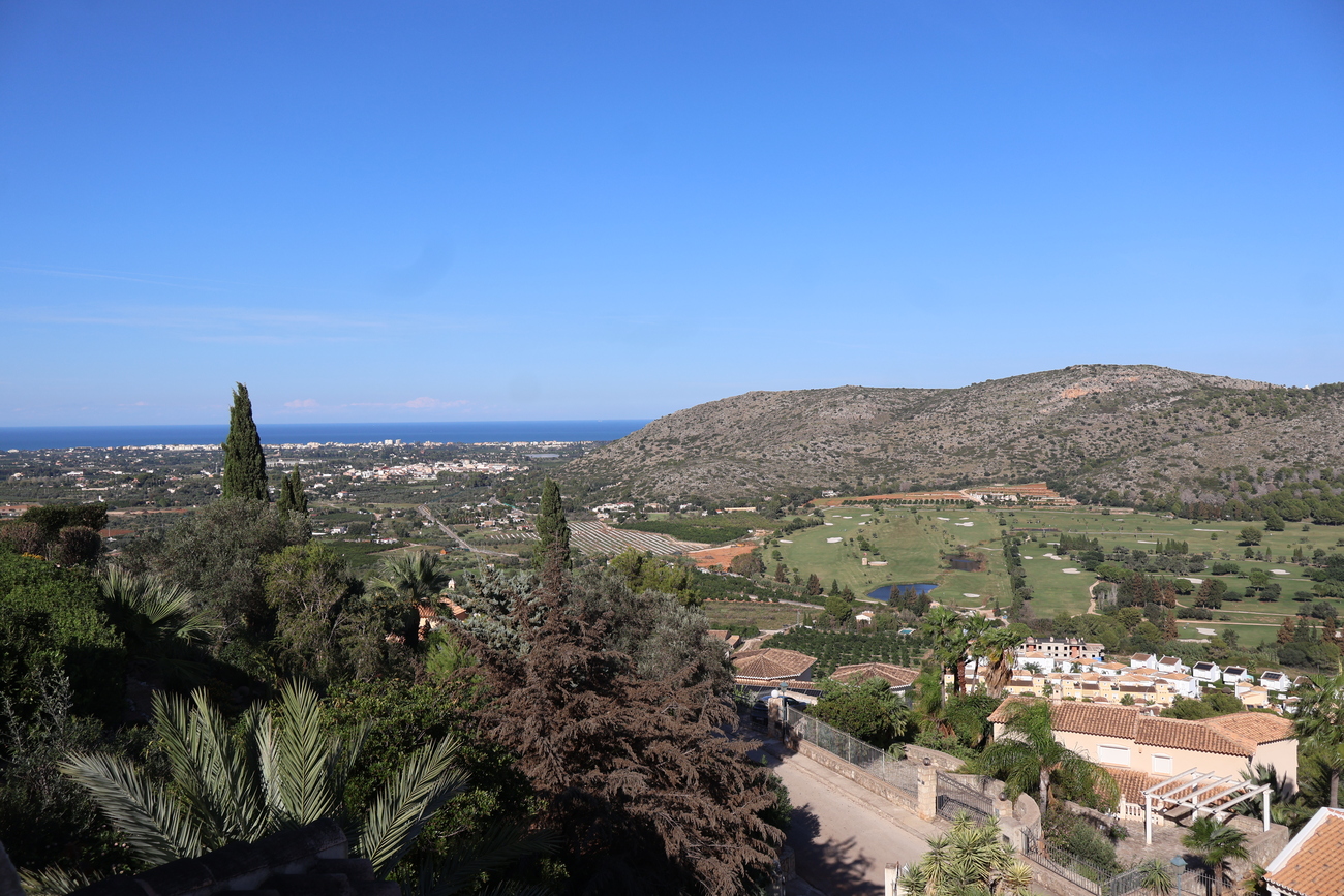 Villa for Sale in La Sella Golf, Alicante