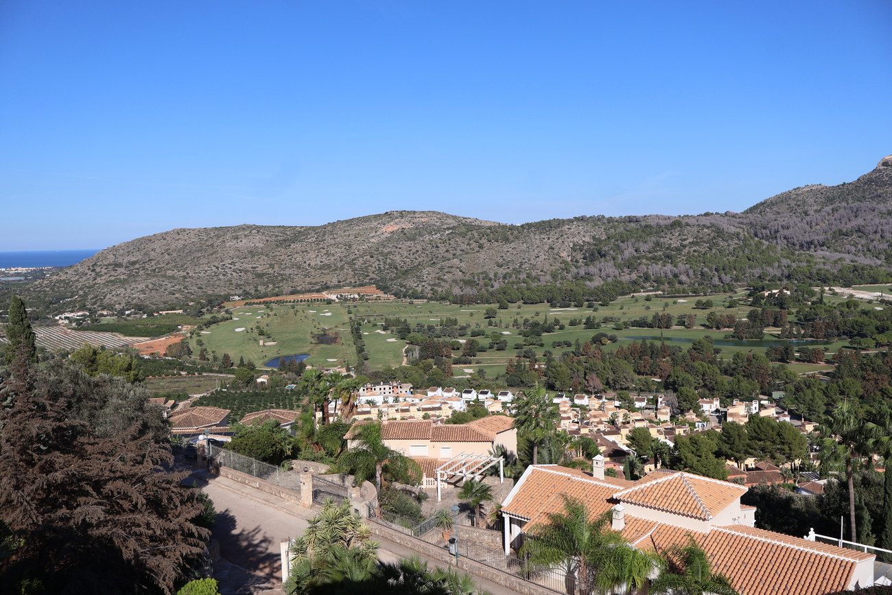Villa for Sale in La Sella Golf, Alicante