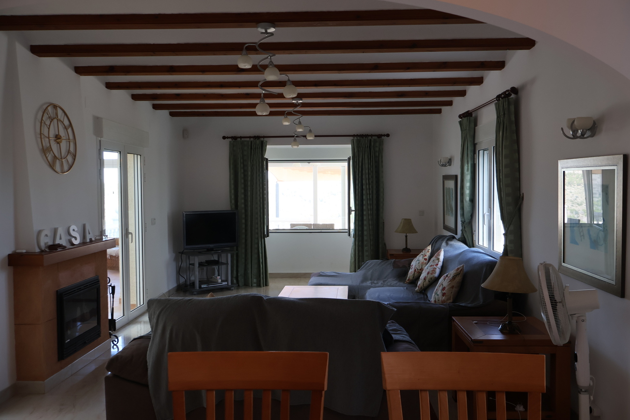 Villa for Sale in La Sella Golf, Alicante