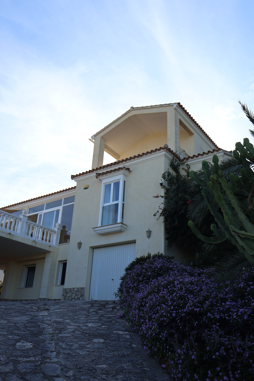 Villa for Sale in La Sella Golf, Alicante