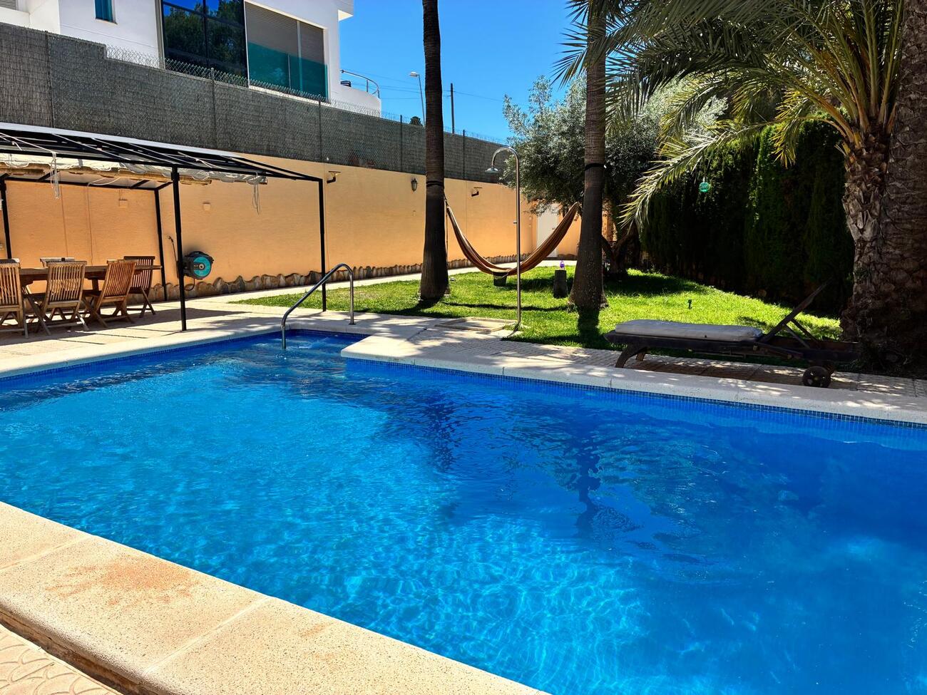 Villa for Sale in Los Balcones, Alicante