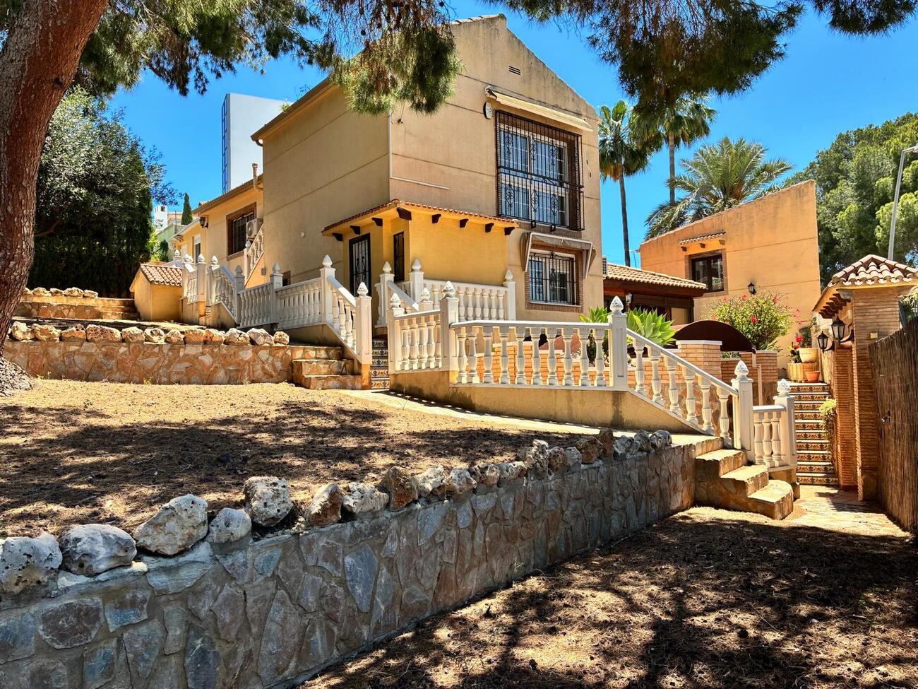 Villa for Sale in Los Balcones, Alicante