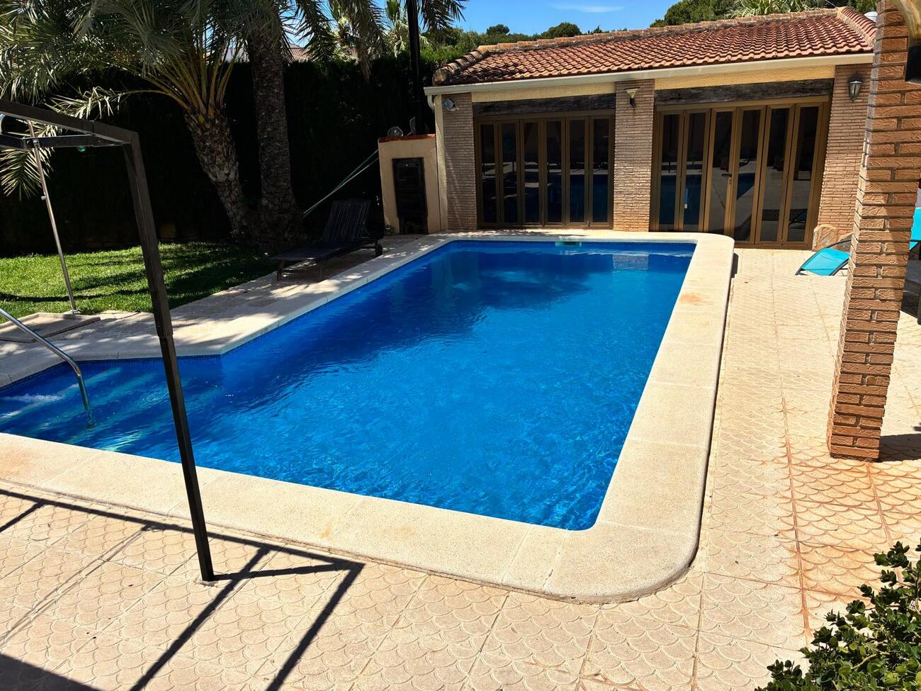 Villa for Sale in Los Balcones, Alicante