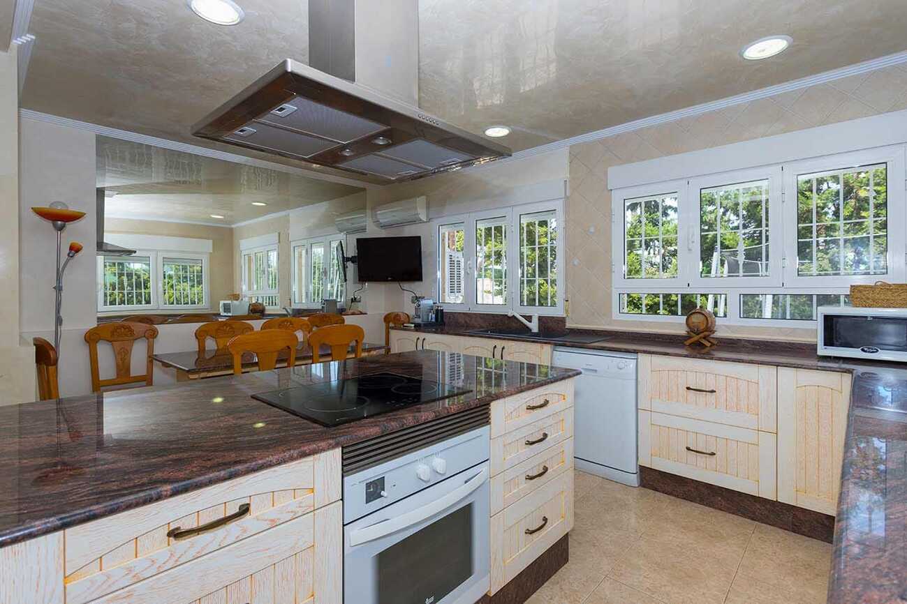 Villa for Sale in Orihuela Costa, Alicante