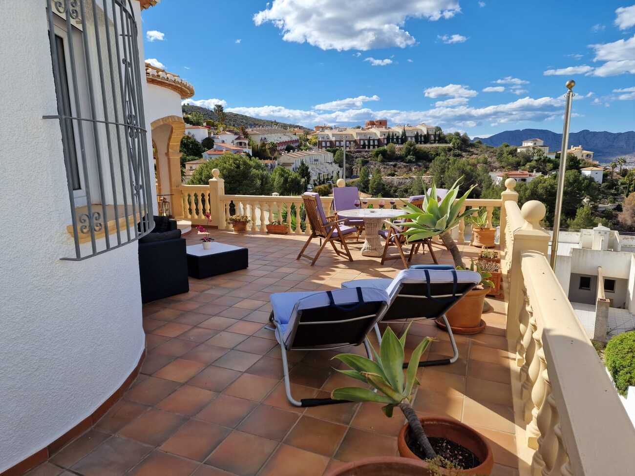 Villa for Sale in Pedreguer, Alicante