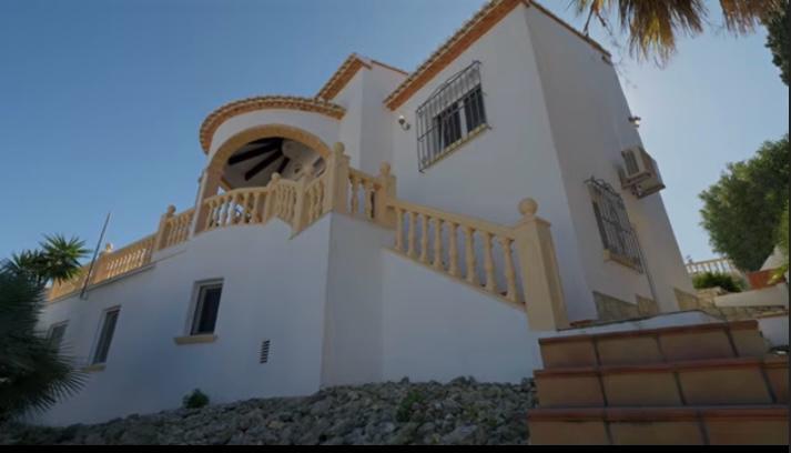 Villa for Sale in Pedreguer, Alicante