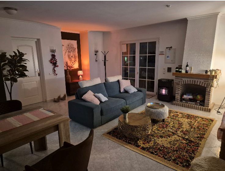 Villa for Sale in Pedreguer, Alicante