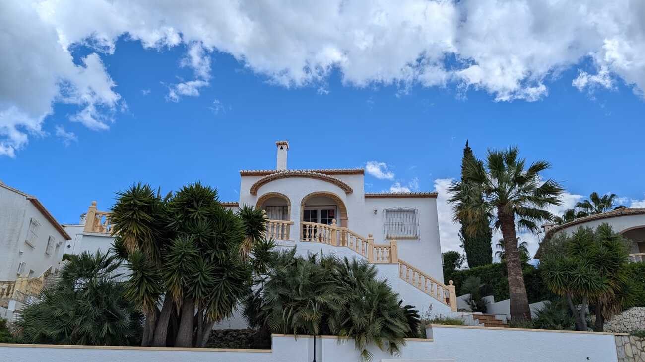 Villa for Sale in Pedreguer, Alicante