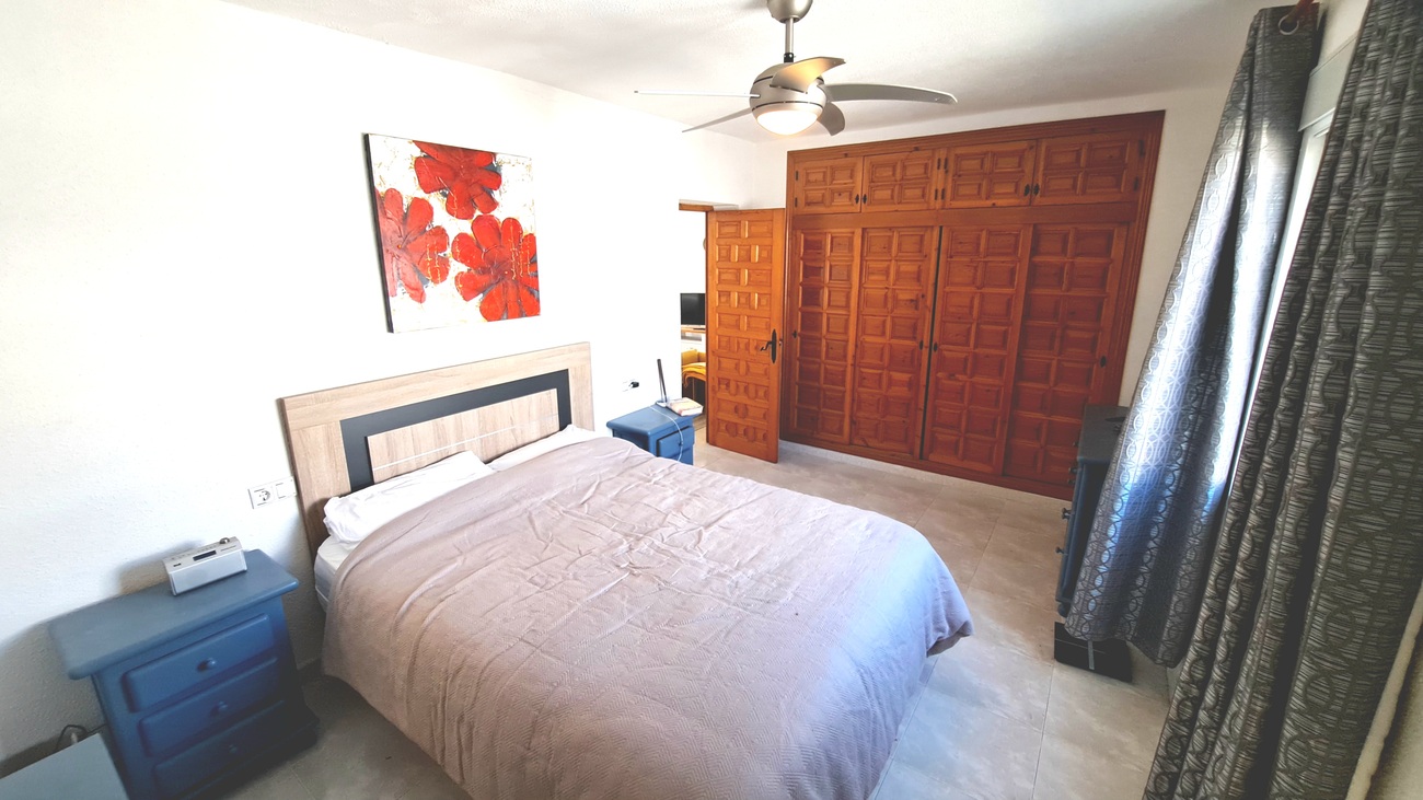 Villa for Sale in San Miguel de Salinas, Alicante