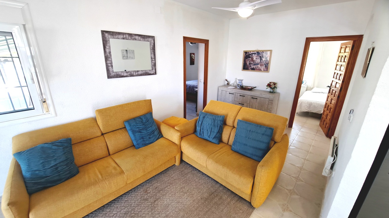 Villa for Sale in San Miguel de Salinas, Alicante