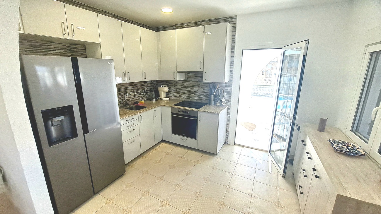 Villa for Sale in San Miguel de Salinas, Alicante
