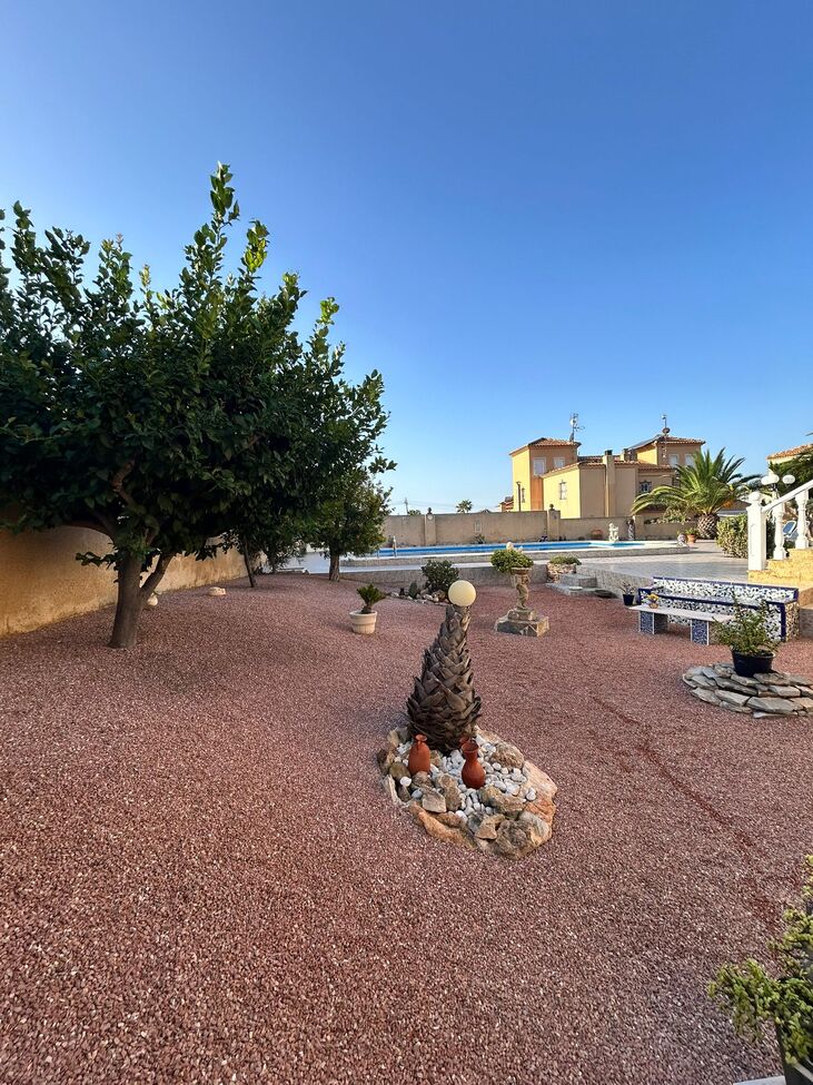 Villa for Sale in Torrevieja, Alicante