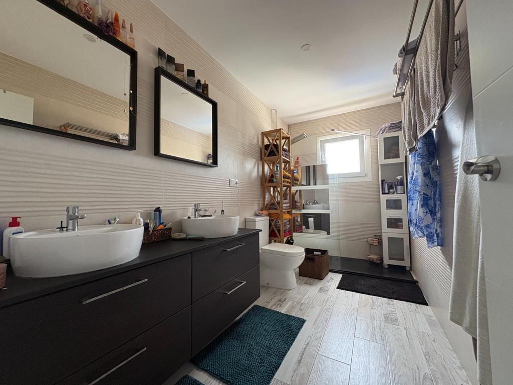 Villa for Sale in Torrevieja, Alicante