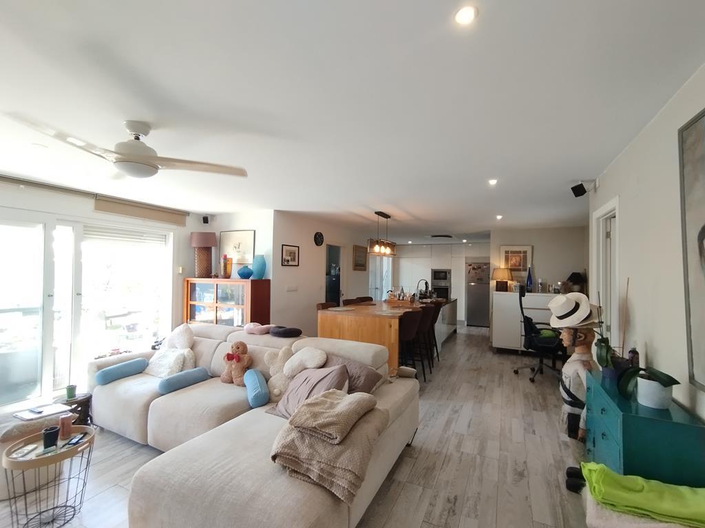 Villa for Sale in Torrevieja, Alicante
