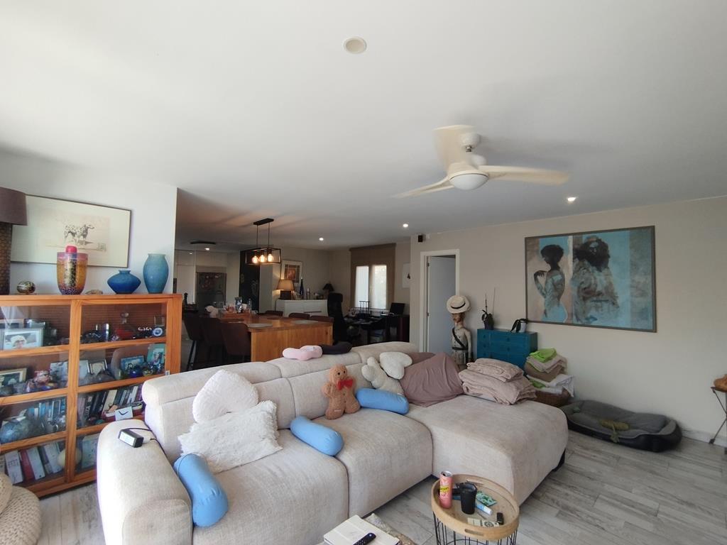 Villa for Sale in Torrevieja, Alicante