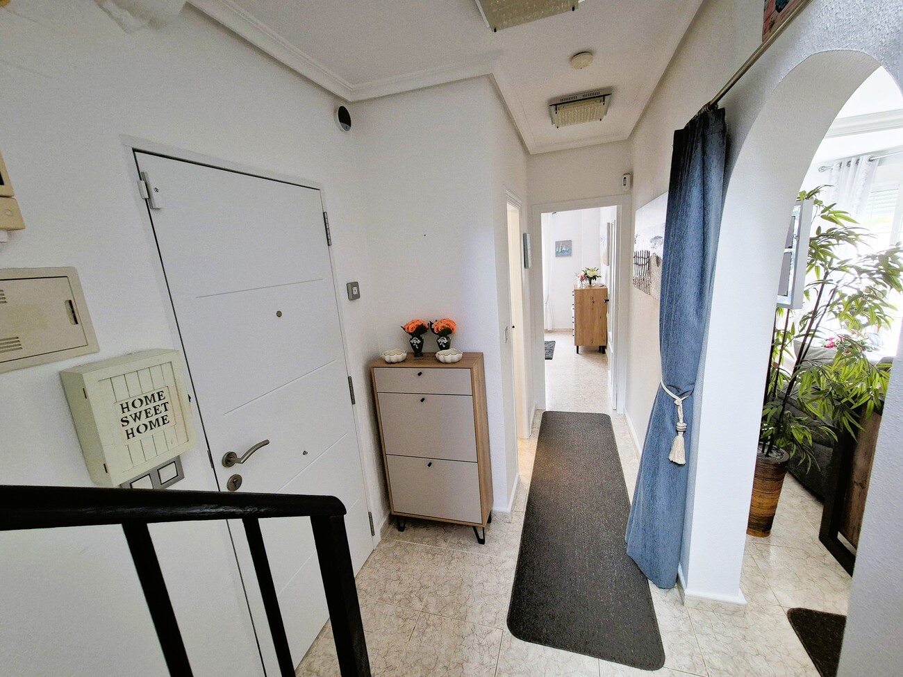 Villa for Sale in Villamartin, Alicante