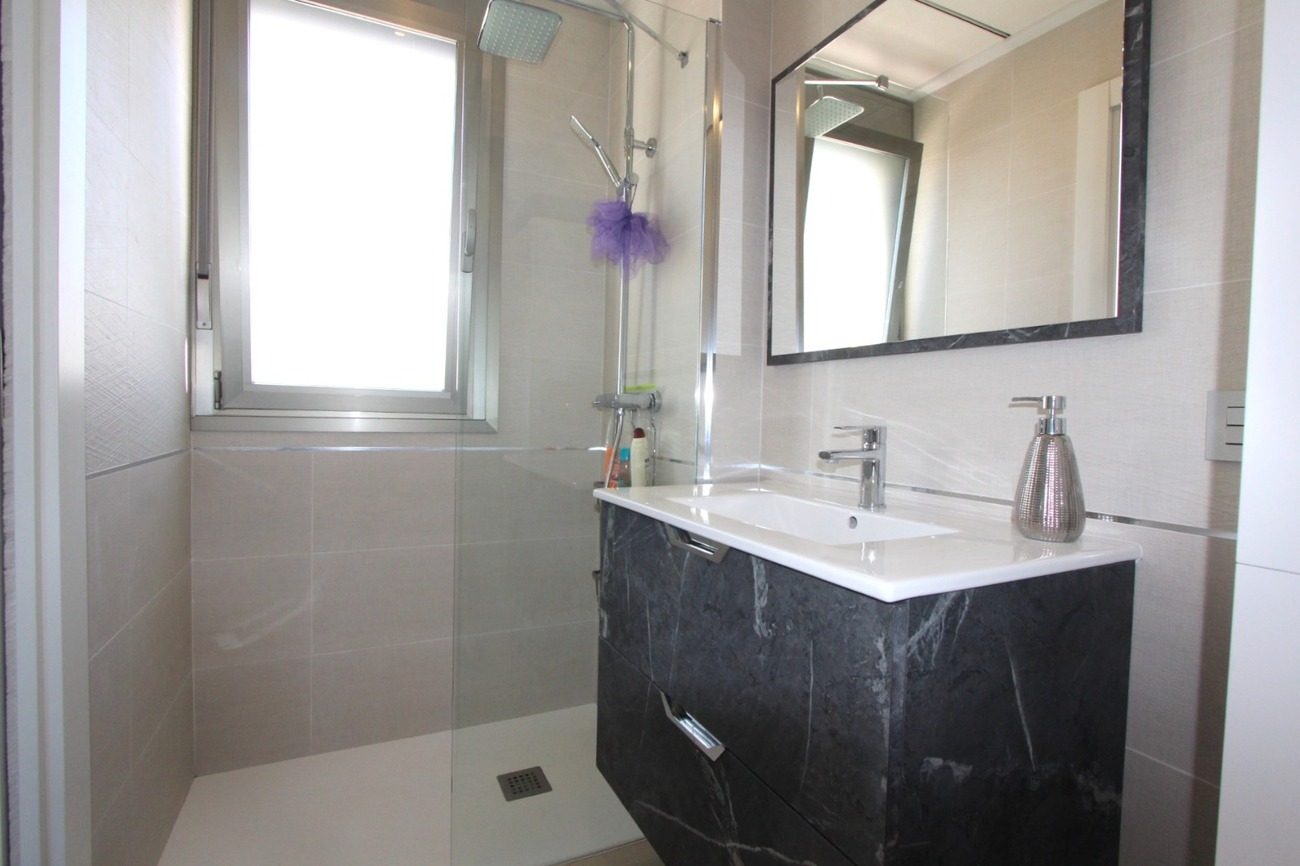 Villa for Sale in Villamartin, Alicante