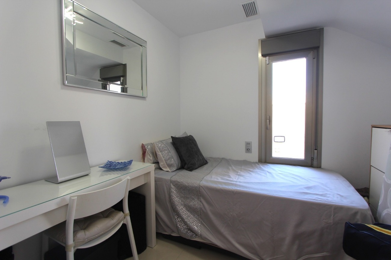 Villa for Sale in Villamartin, Alicante