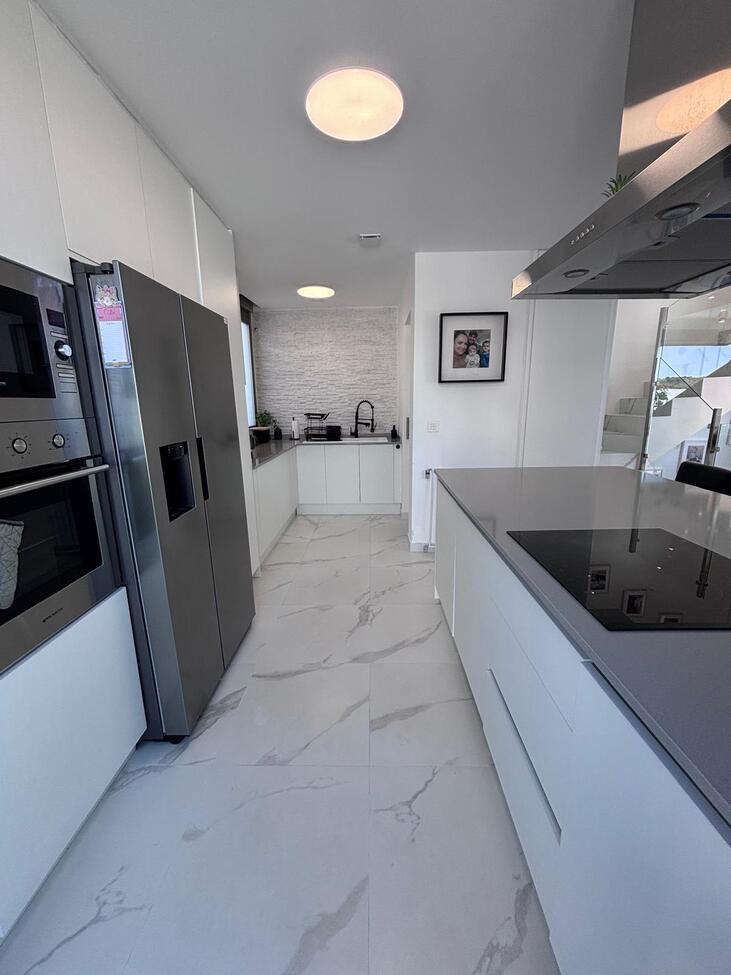 Villa for Sale in Villamartin, Alicante