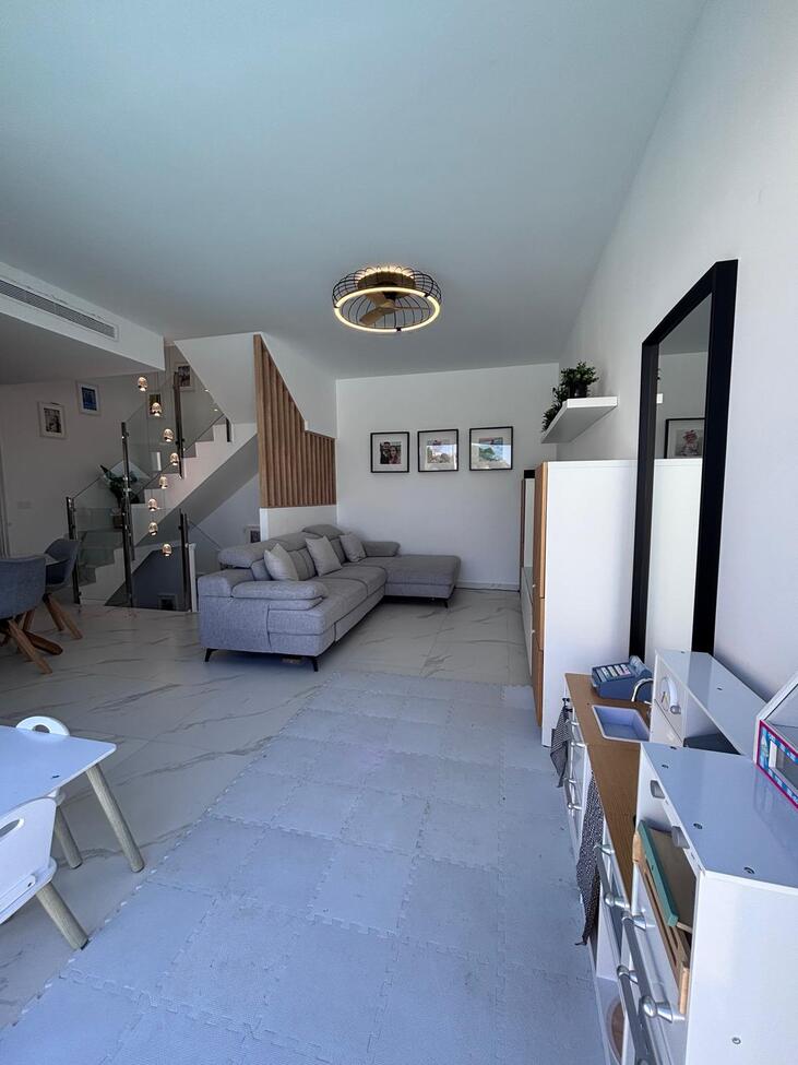 Villa for Sale in Villamartin, Alicante