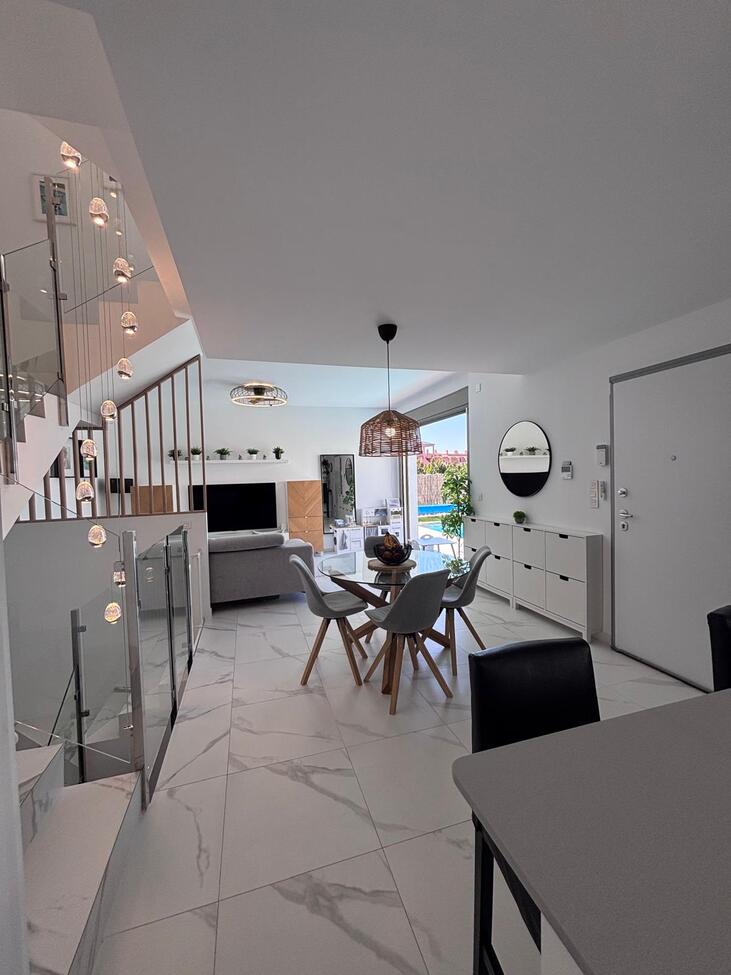 Villa for Sale in Villamartin, Alicante
