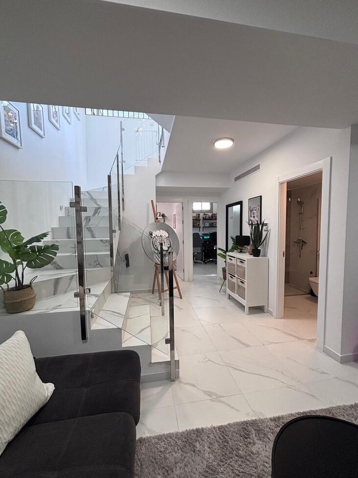 Villa for Sale in Villamartin, Alicante