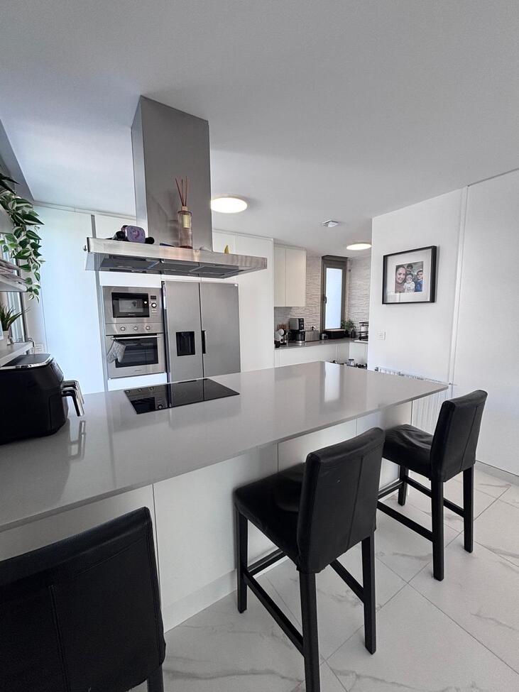 Villa for Sale in Villamartin, Alicante
