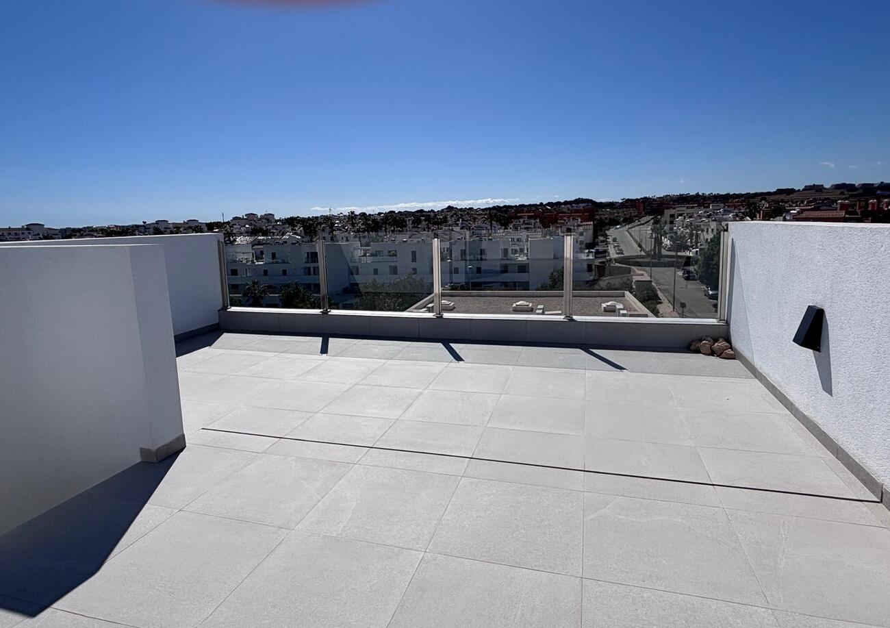 Villa for Sale in Villamartin, Alicante