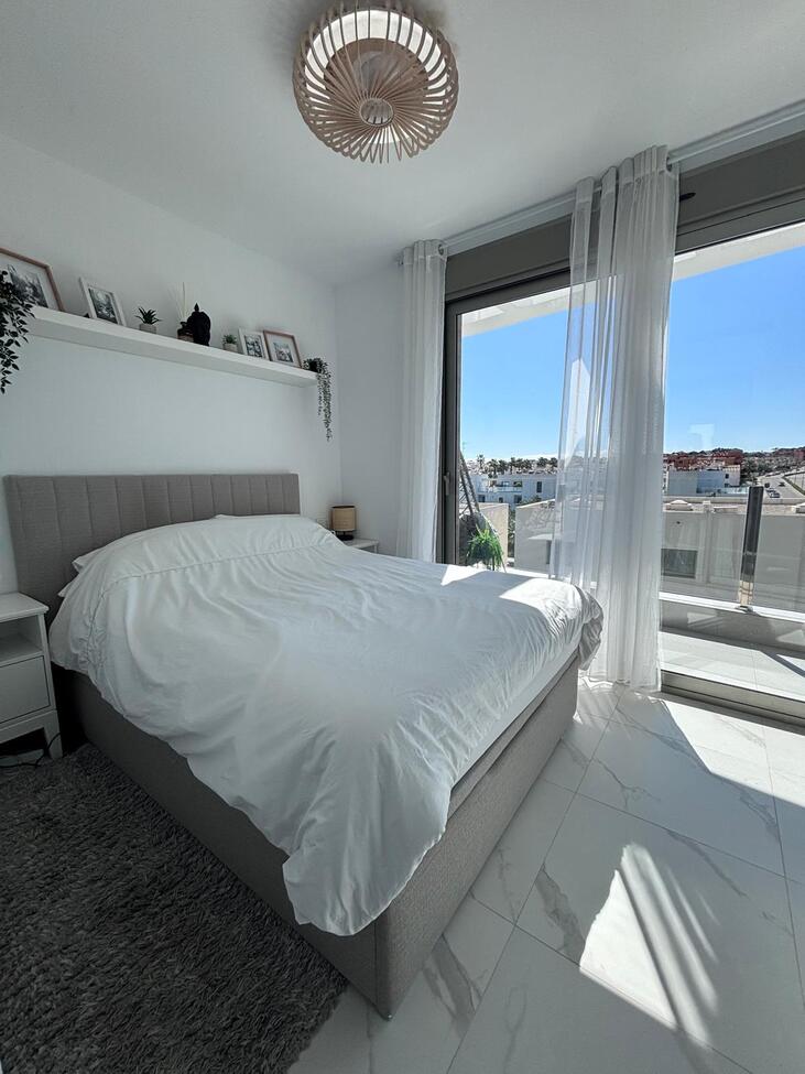 Villa for Sale in Villamartin, Alicante