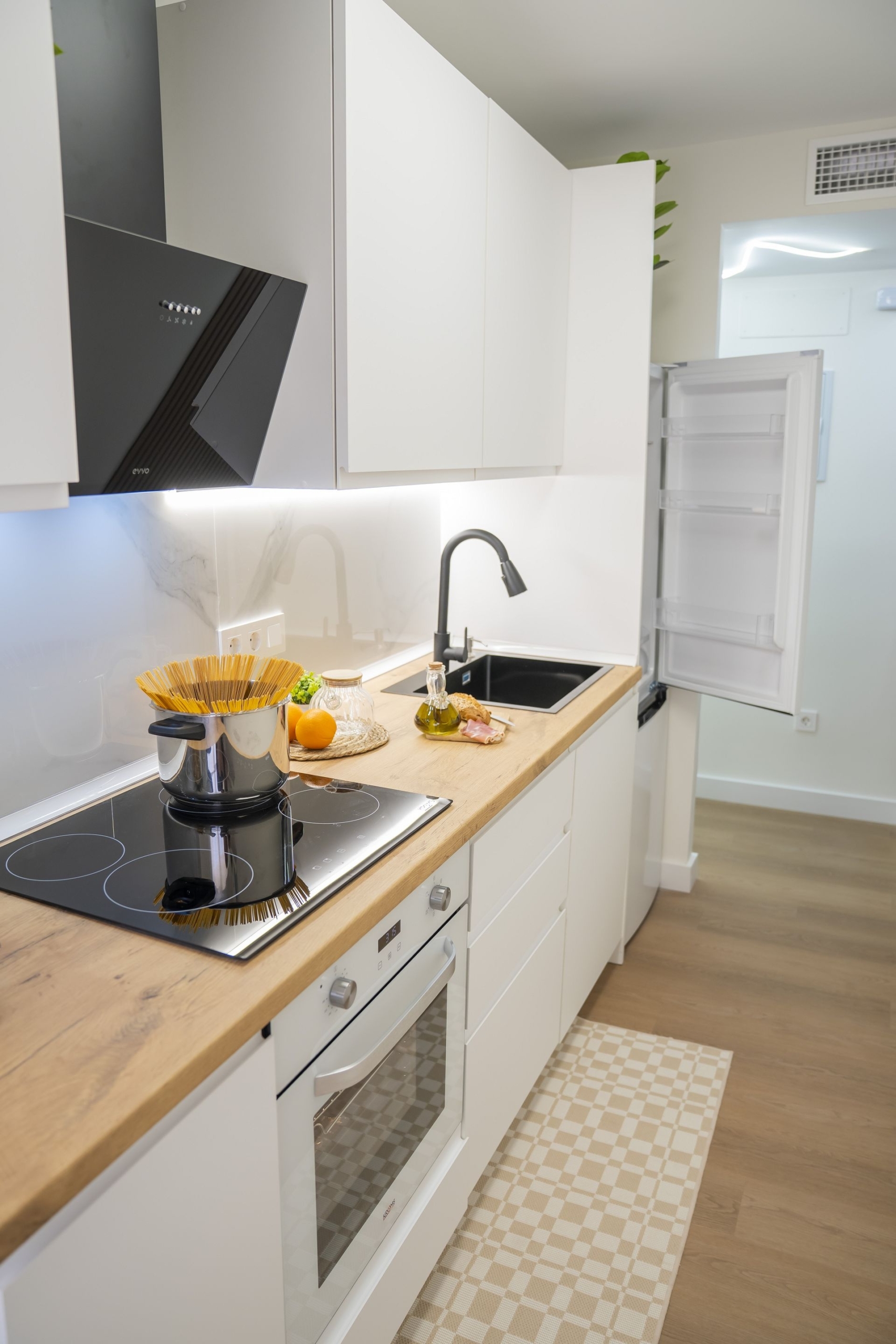 Apartment for Sale in San Pedro del Pinatar, Murcia